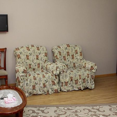 Golden Apricot Bed and Breakfast Γκιουμρί Εξωτερικό φωτογραφία