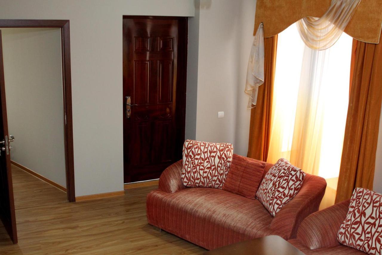 Golden Apricot Bed and Breakfast Γκιουμρί Εξωτερικό φωτογραφία