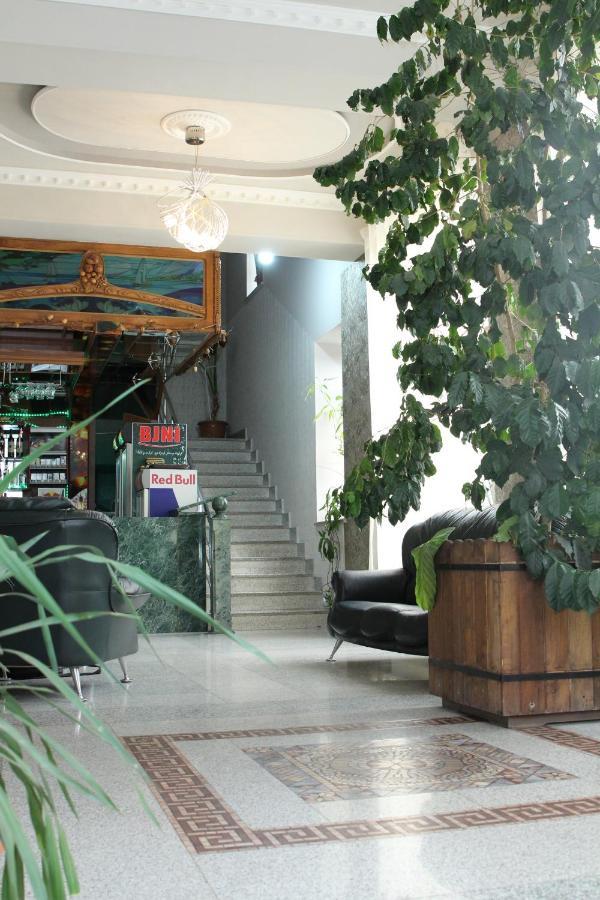 Golden Apricot Bed and Breakfast Γκιουμρί Εξωτερικό φωτογραφία